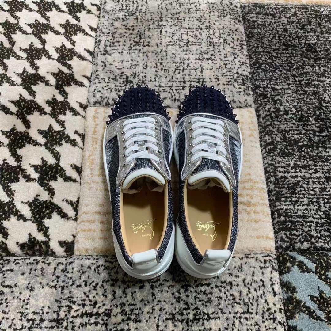 Christian Louboutin Negru Spikes Low - prezentare produs