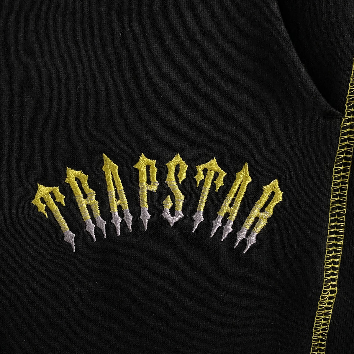 Trapstar Central Cee Set Clothing - prezentare produs