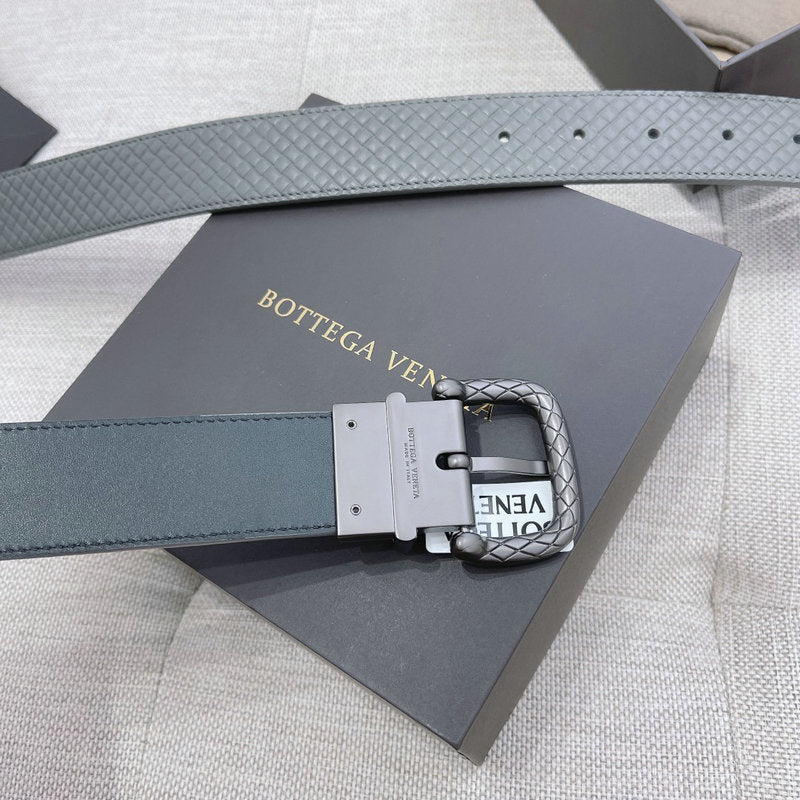 Bottega Veneta Curea - prezentare produs