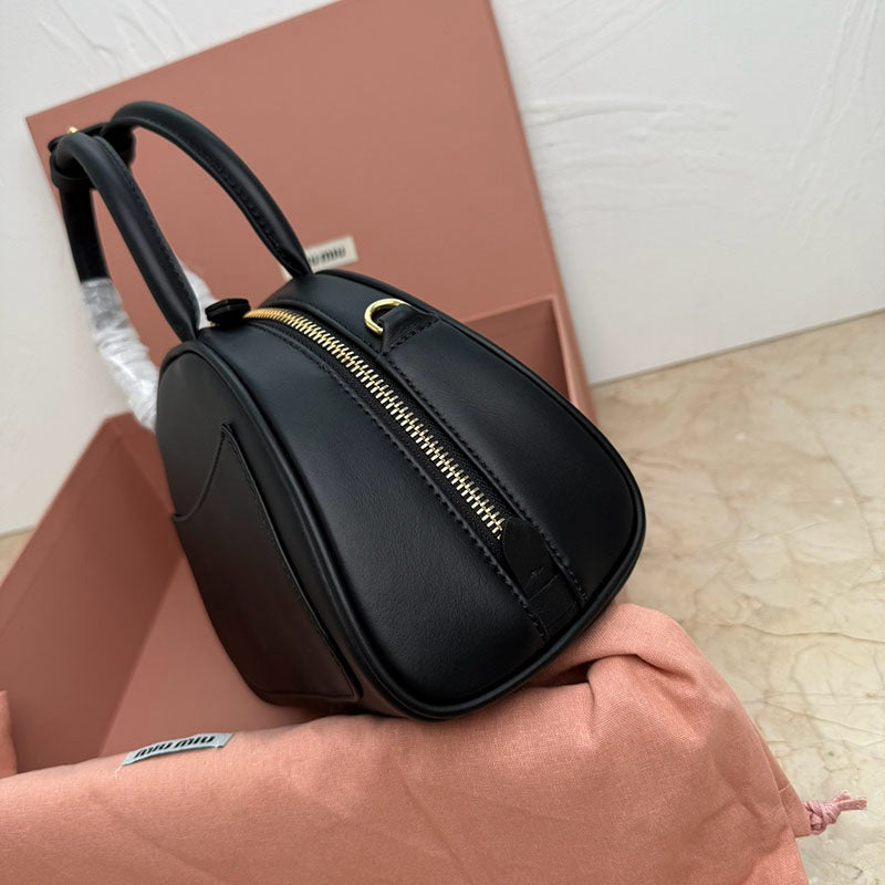Miu Miu Geantă Exclusive - prezentare produs