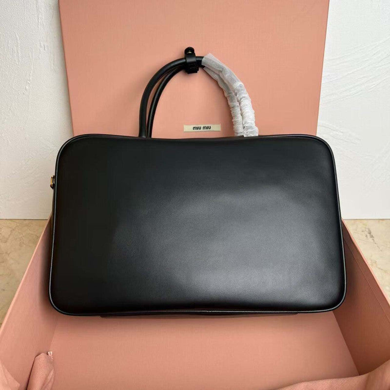 Miu Miu Geantă Exclusive - prezentare produs