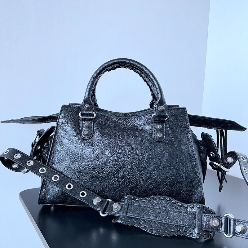 Balenciaga Geantă Medium - prezentare produs