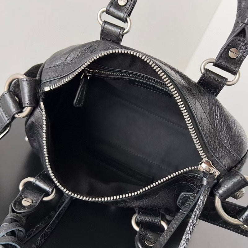 Balenciaga Geantă - prezentare produs