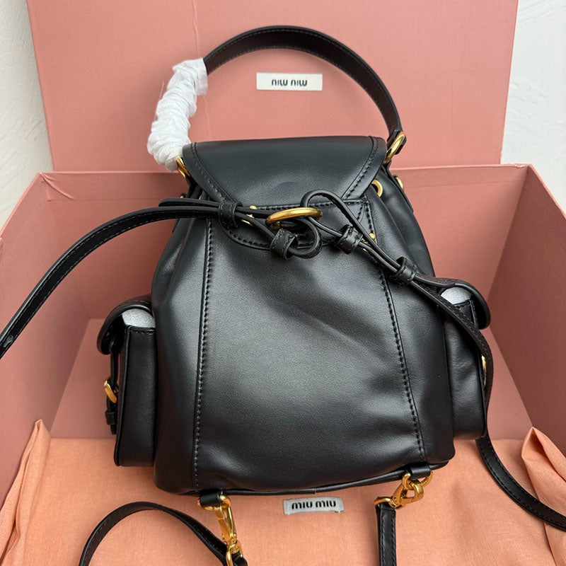Miu Miu Geantă Exclusive Medium - prezentare produs
