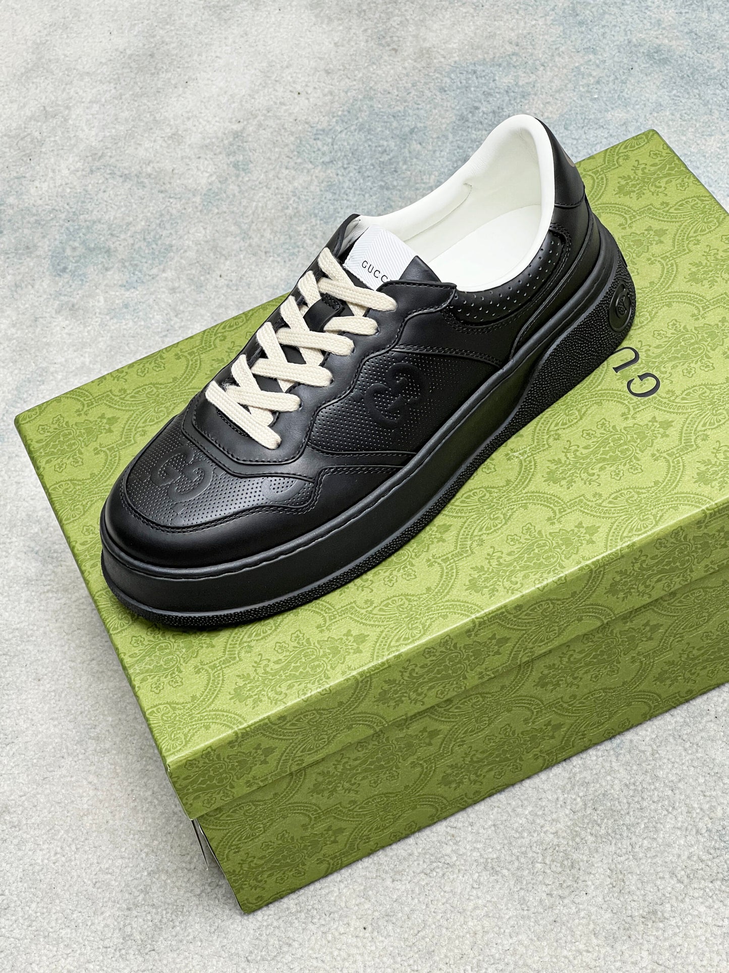 Gucci Screener - prezentare produs