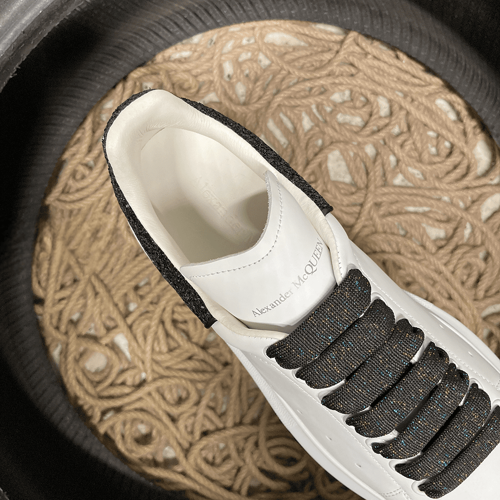 Alexander McQueen Negru Glitter - prezentare produs