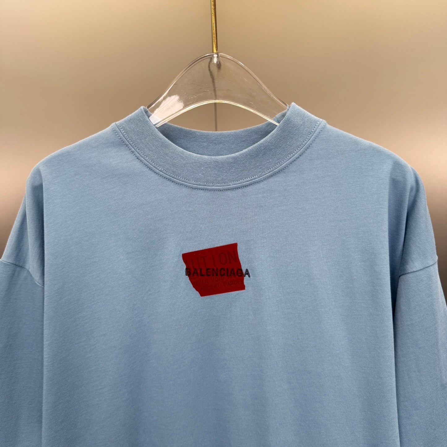 Balenciaga Short Exclusive Clothing - prezentare produs