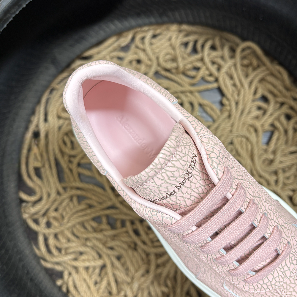 Alexander McQueen Alb - prezentare produs
