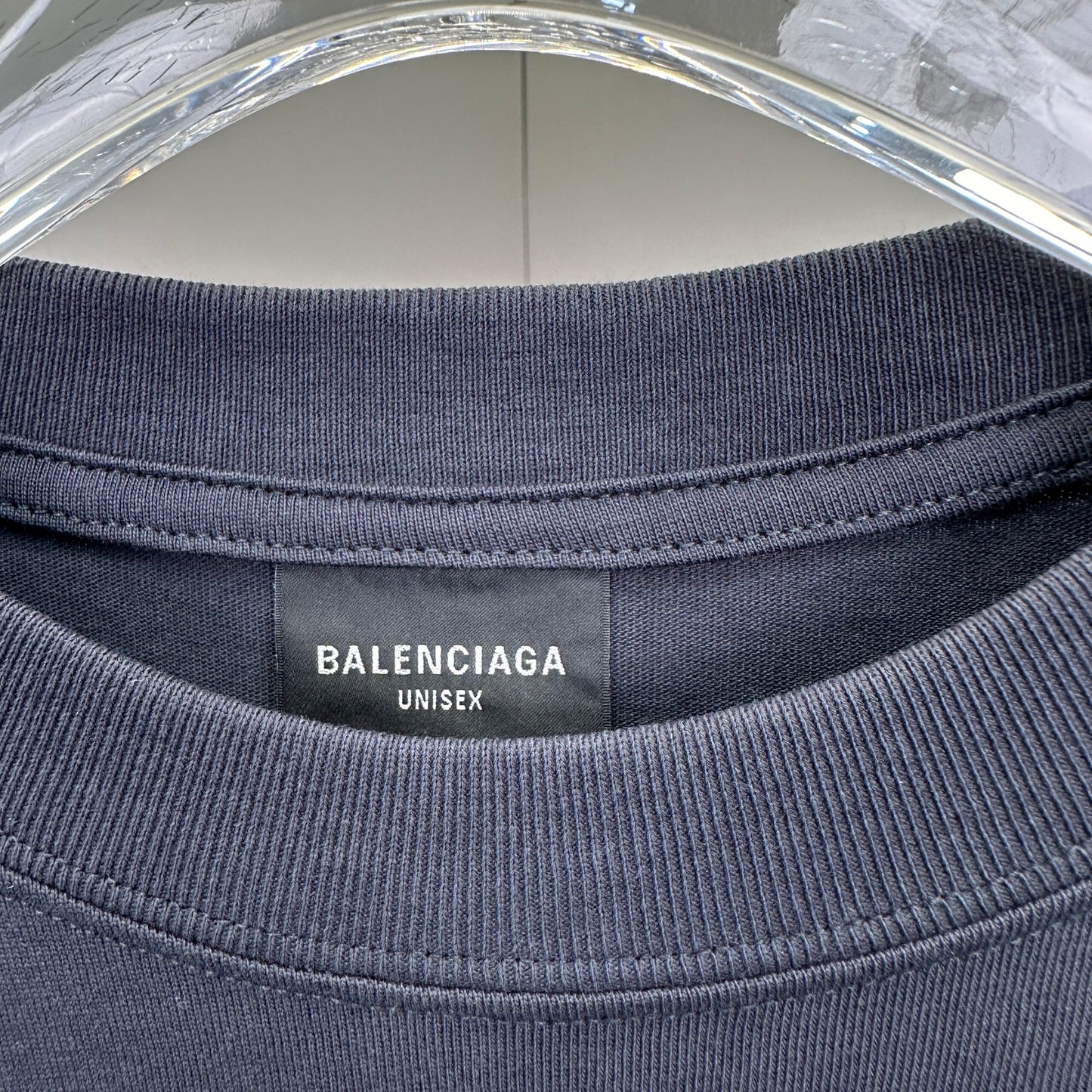 Balenciaga T Cămașă Exclusive - prezentare produs