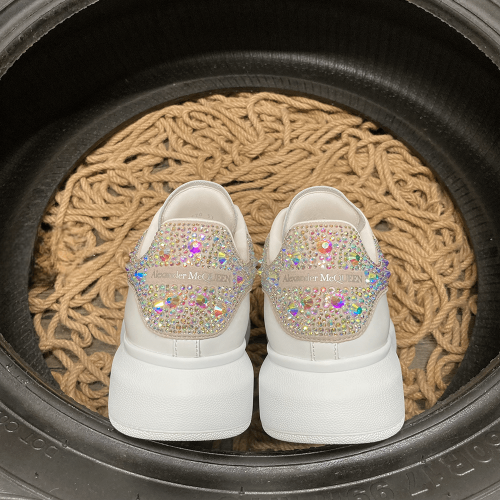 Alexander Mcqueen 50 - prezentare produs