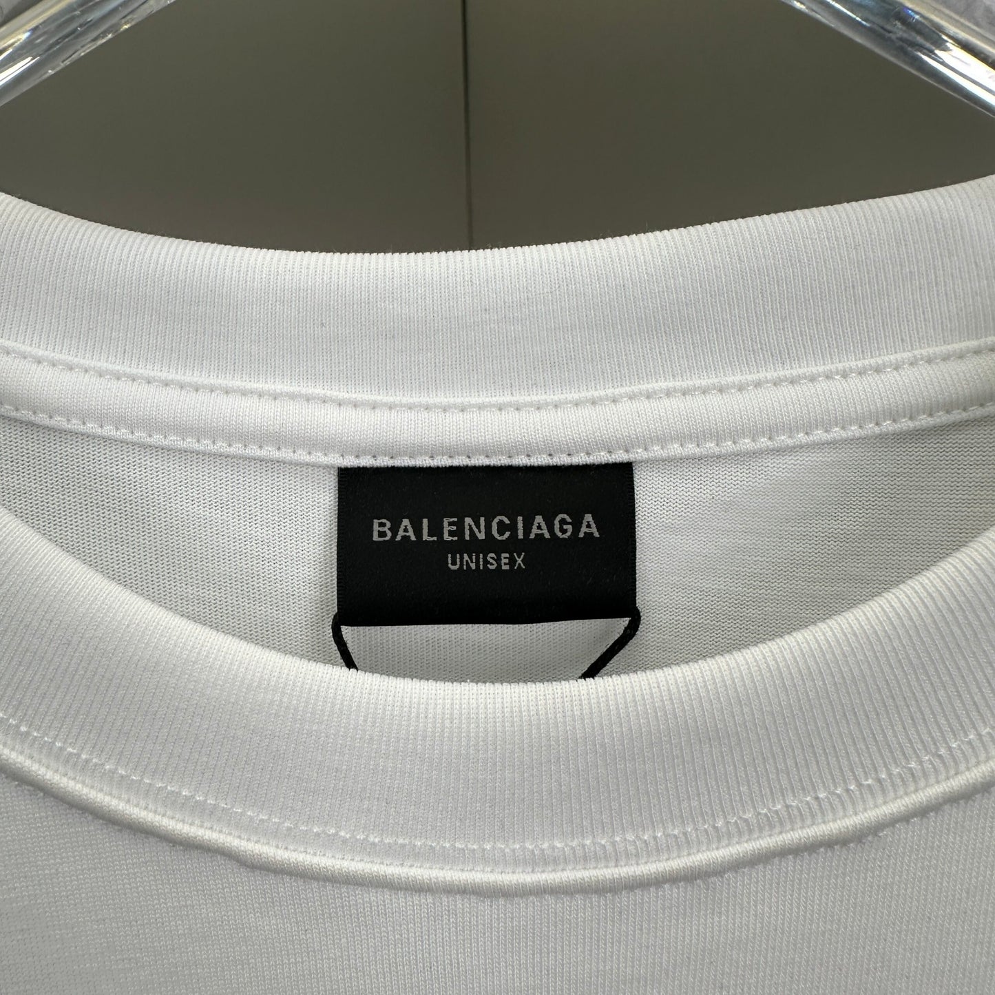 Balenciaga T Cămașă Exclusive - prezentare produs