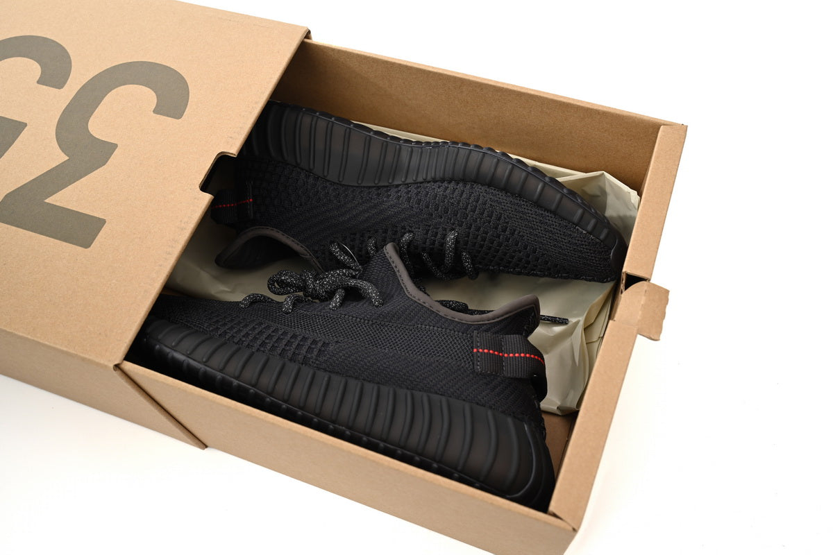 Adidas Yeezy Yeezy 350 V2 Negru Non Reflectorizant - prezentare produs