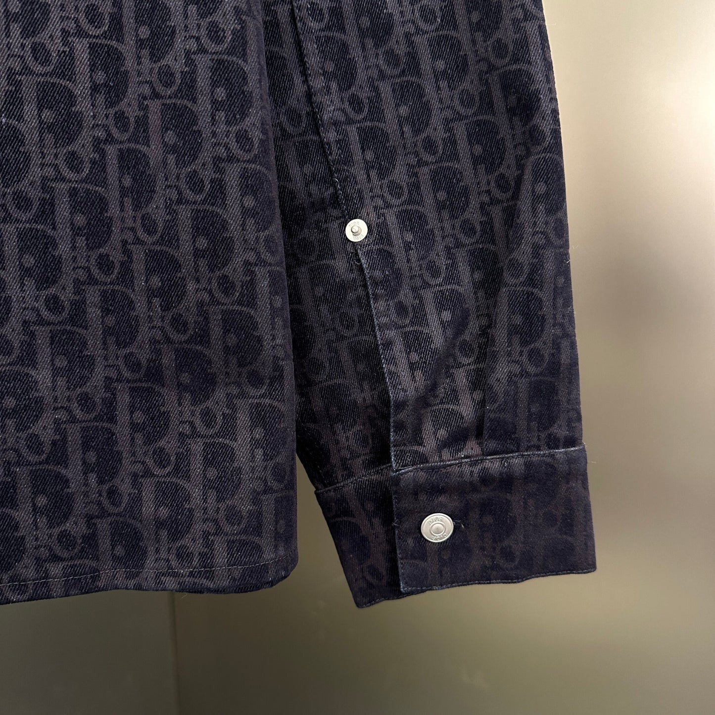 Dior Exclusive Clothing - prezentare produs
