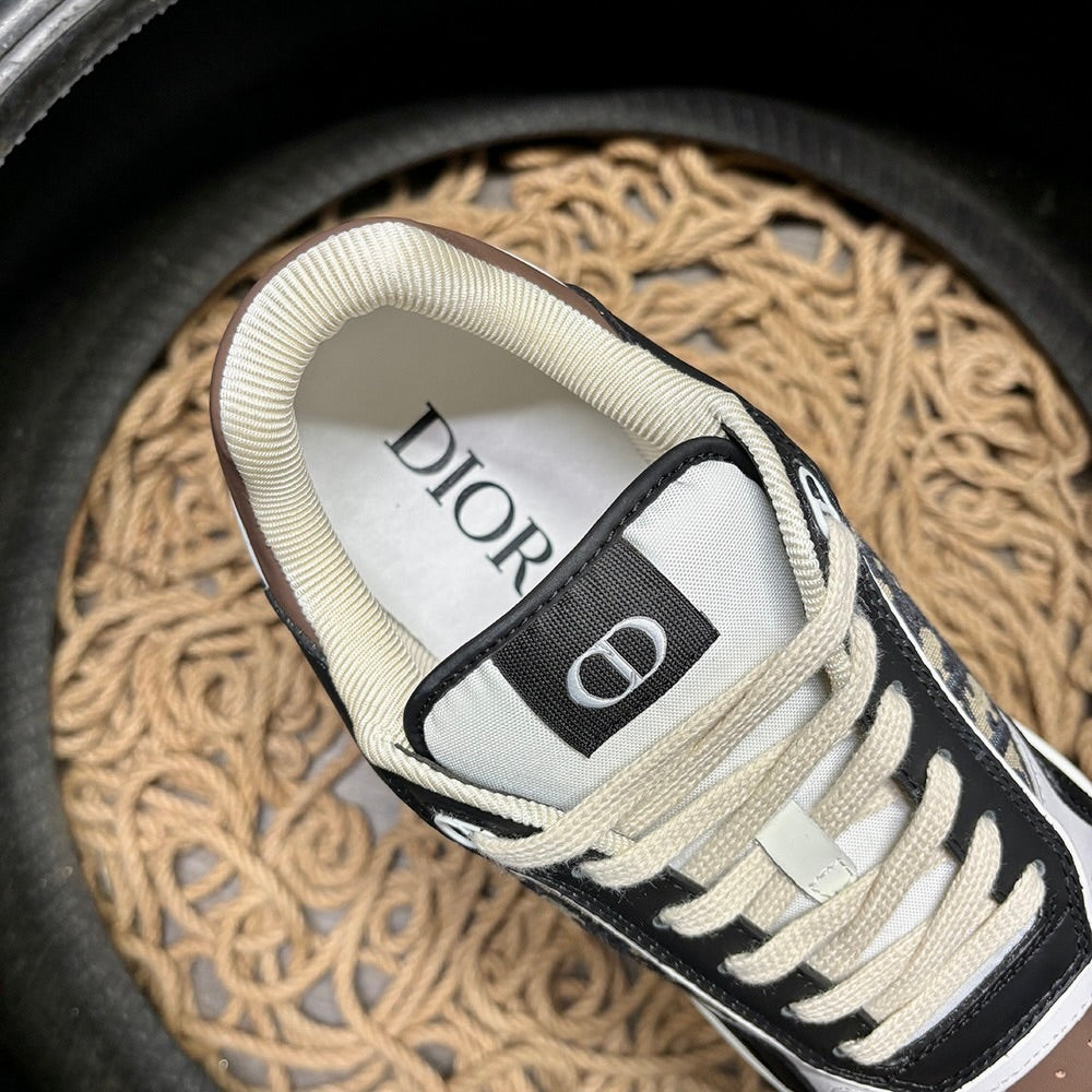 Dior B26 - prezentare produs