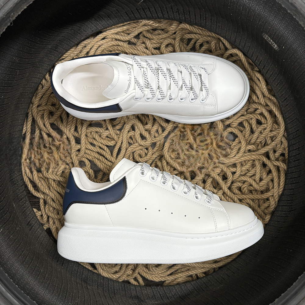 Alexander McQueen Bleumarin Albastru Piele - prezentare produs