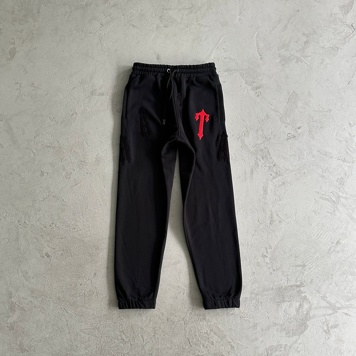 Trapstar Irongate Arch Chenille Roșu Clothing - prezentare produs