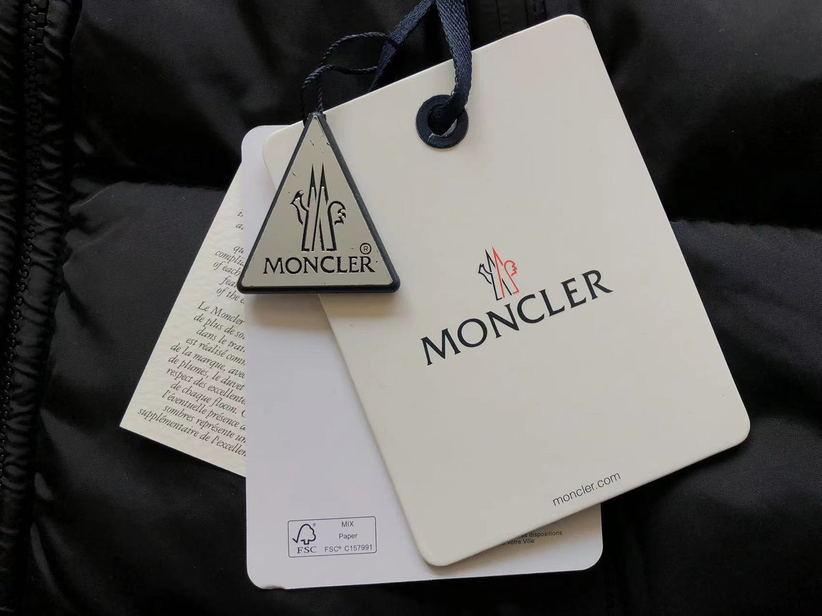 Moncler Monlcer Down Geacă Negru Matte - prezentare produs