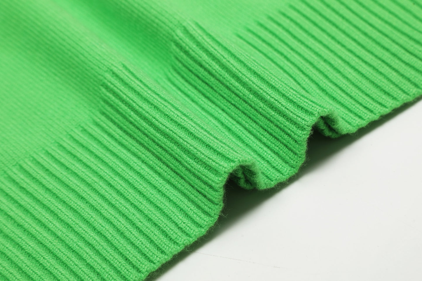Ami Paris Pulover Verde - prezentare produs