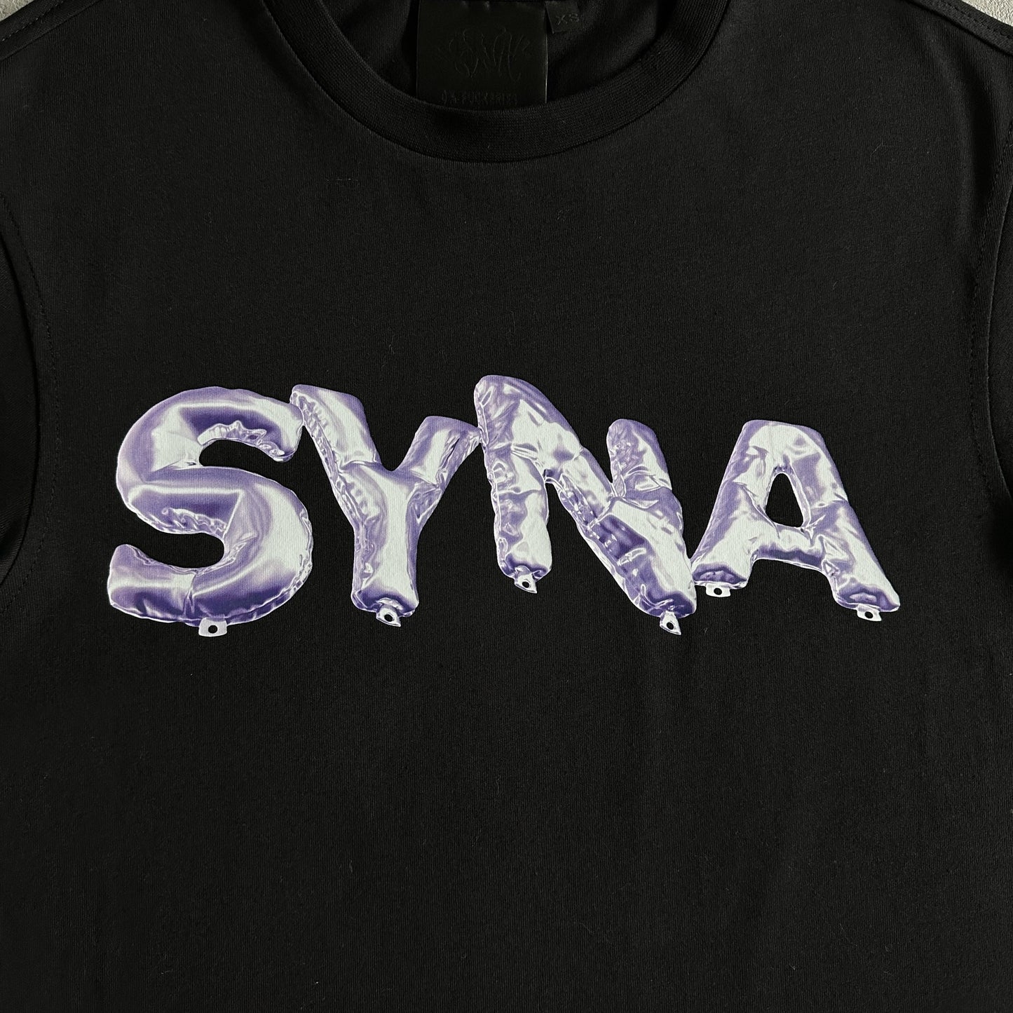 Syna Balloon Tricou Negru - prezentare produs