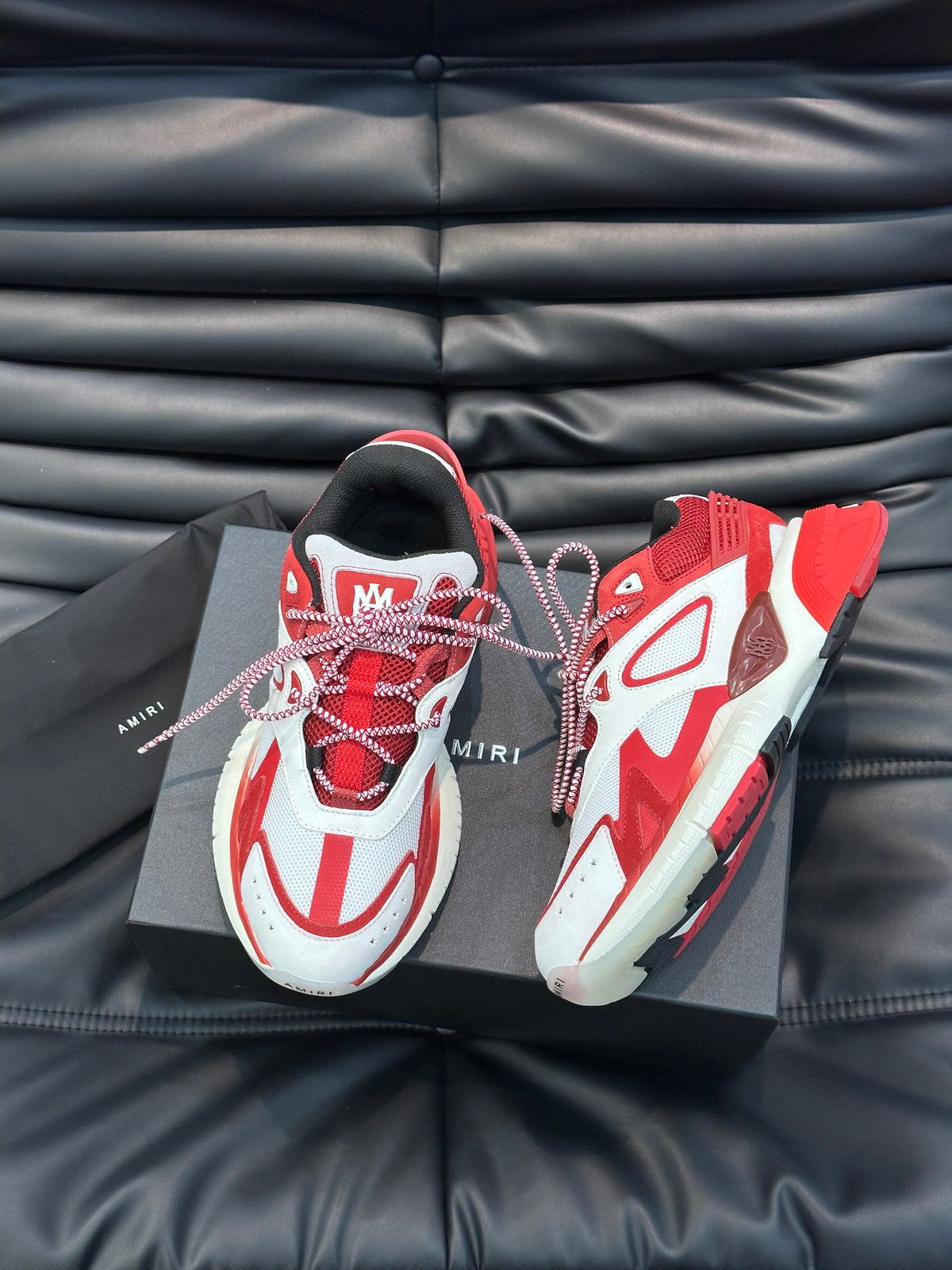 Amiri Runner Roșu - prezentare produs
