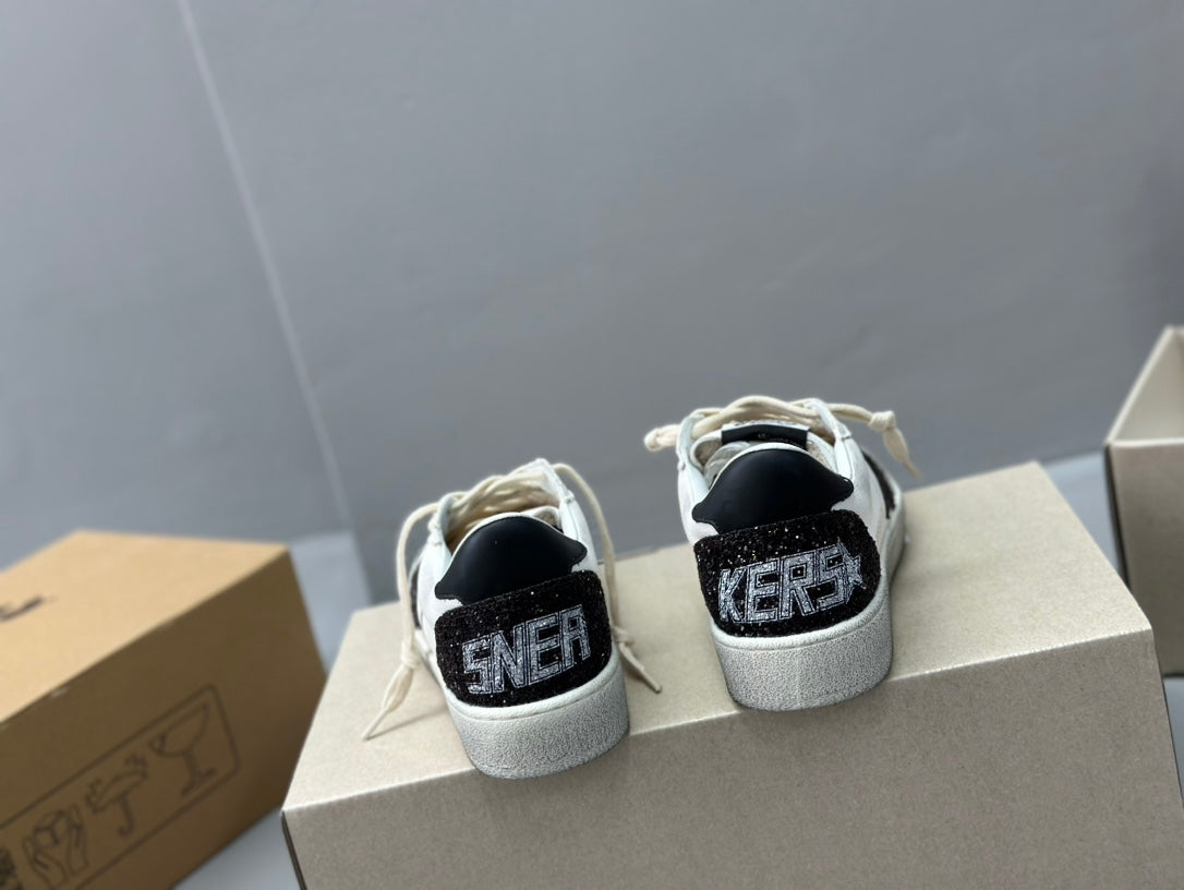 Golden Goose Deluxe G39 - prezentare produs