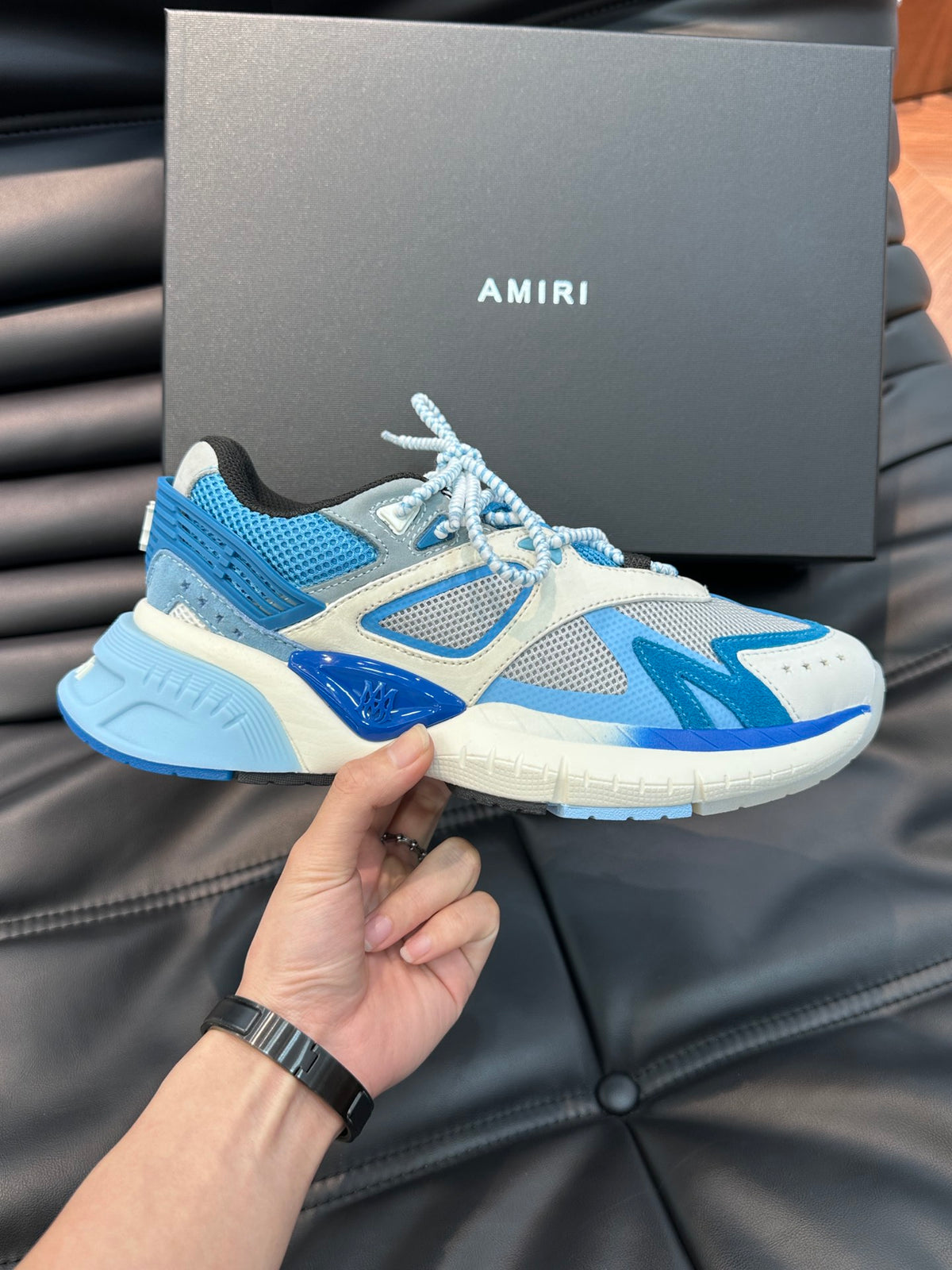 Amiri Runner Albastru - prezentare produs