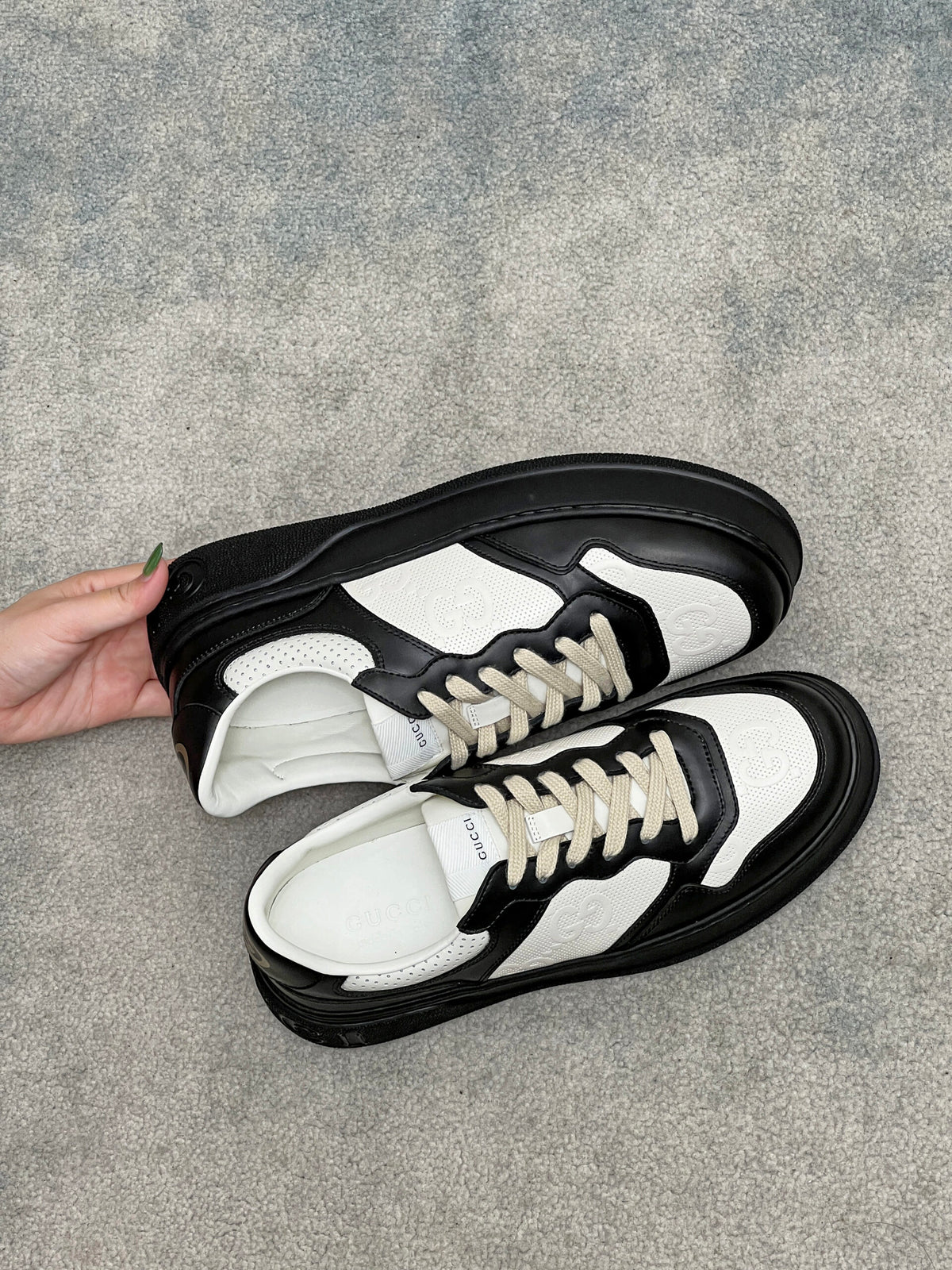Gucci Screener - prezentare produs
