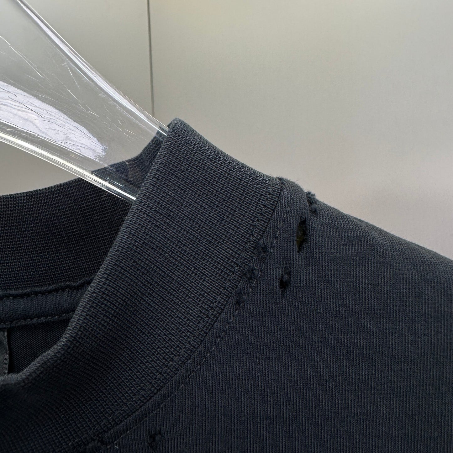 Balenciaga T Cămașă Exclusive - prezentare produs