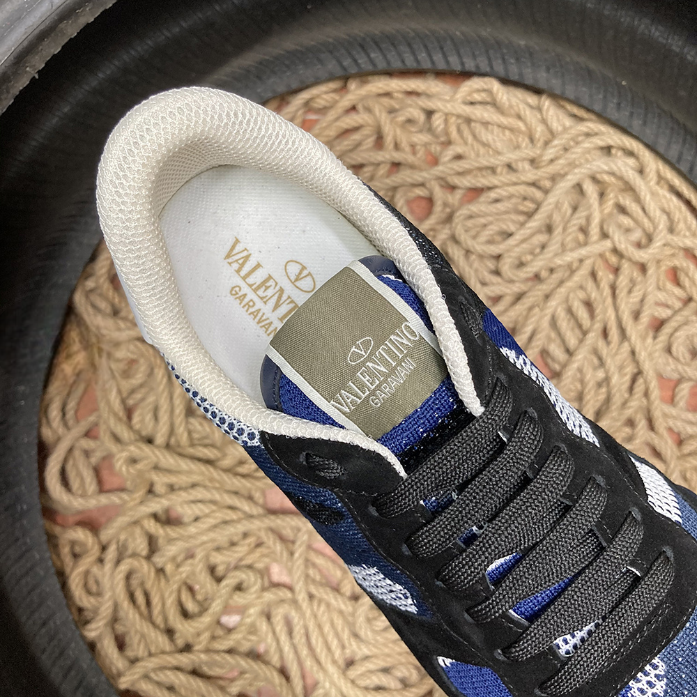 Valentino Rockrunner Camouflage - prezentare produs