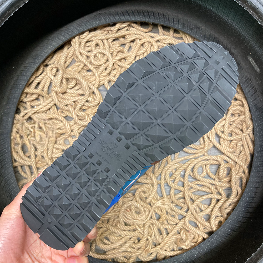 Valentino Rockrunner Camouflage - prezentare produs