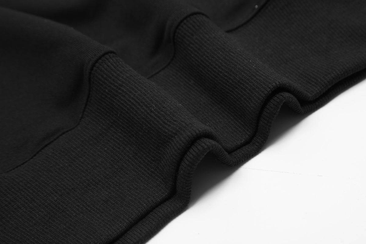 Ami Paris Pulover Negru - prezentare produs