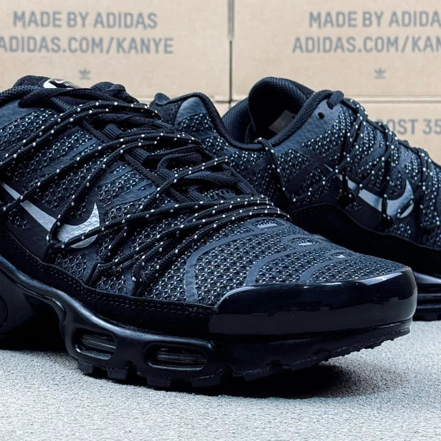 Nike TN Negru Alb - prezentare produs