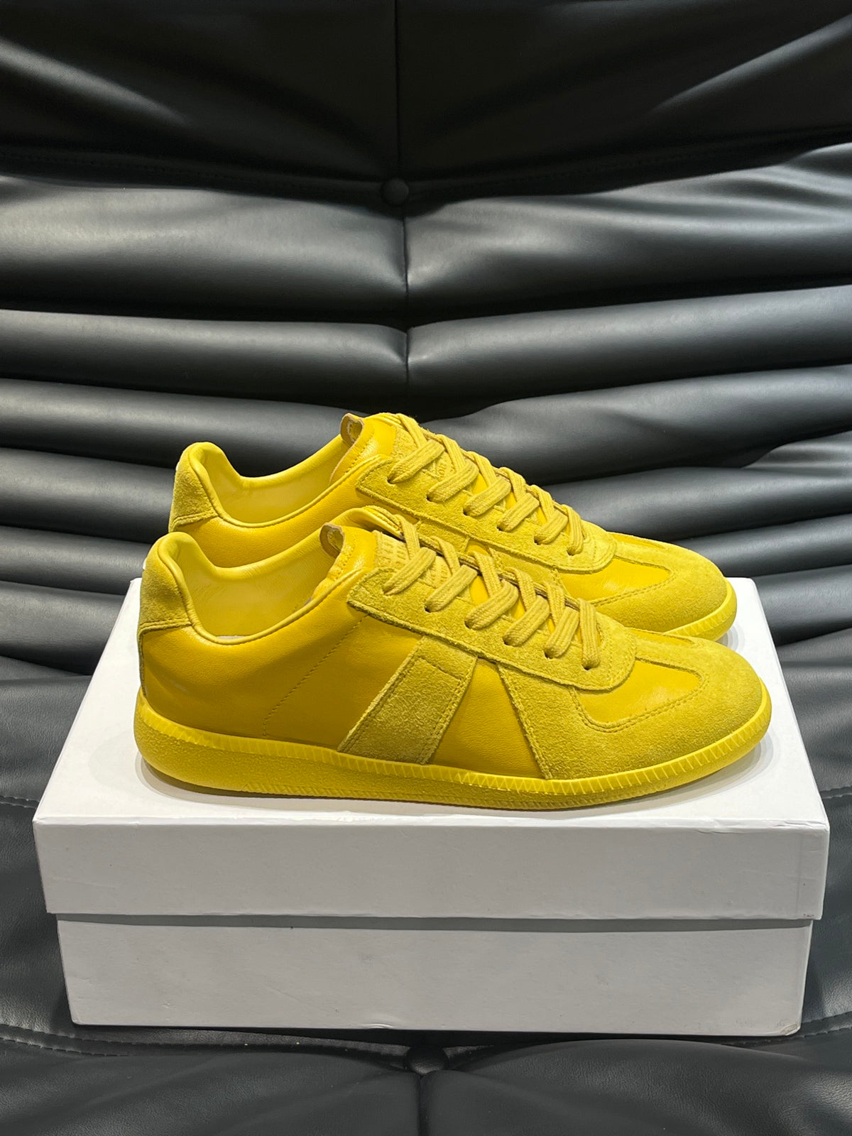 Maison Margiela Pantofi sport Galben - prezentare produs