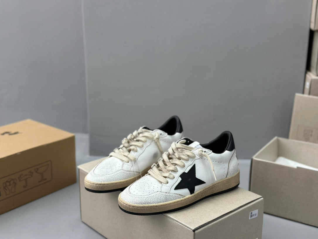 Golden Goose Deluxe G38 Pantofi sport - prezentare produs