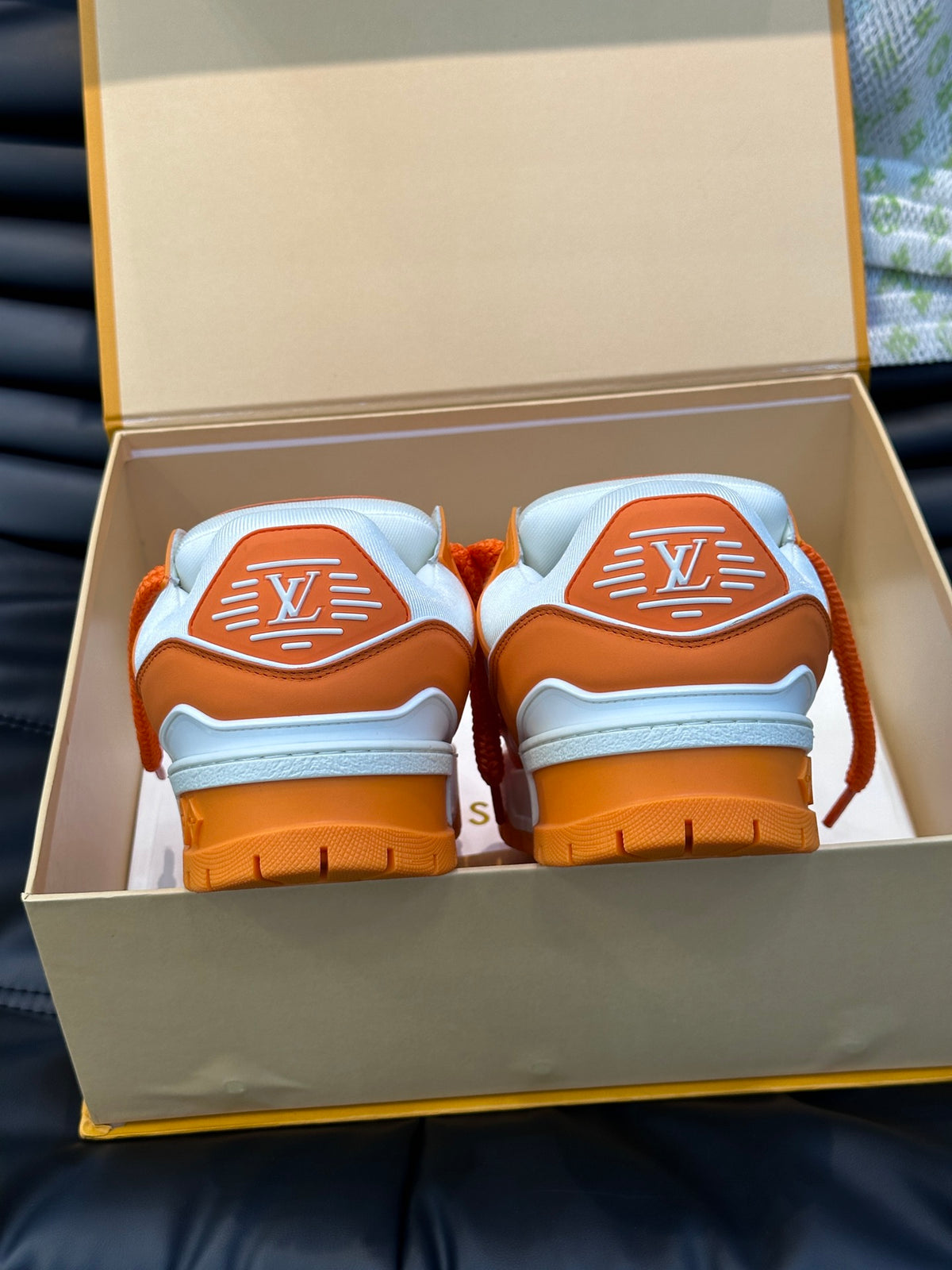 Louis Vuitton LV Trainers Maxi Portocaliu - prezentare produs