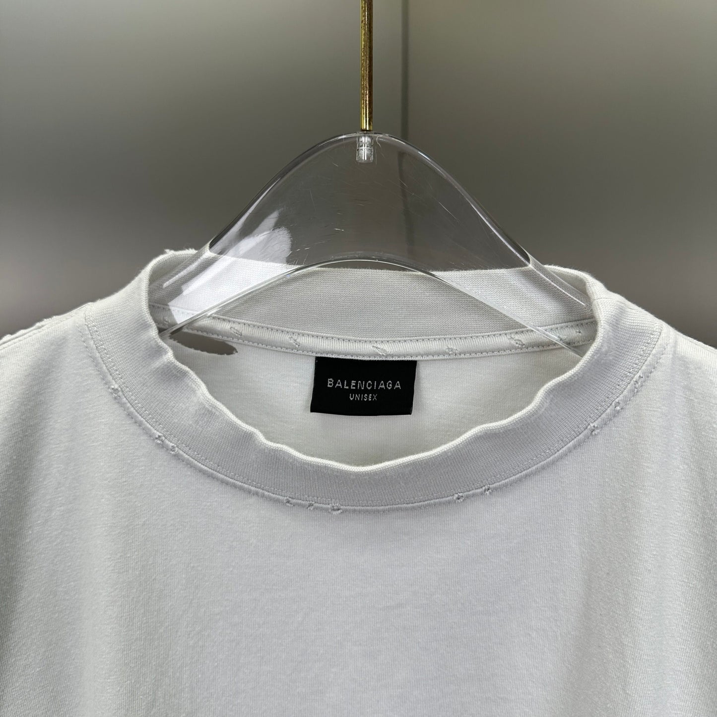 Balenciaga T Cămașă Exclusive - prezentare produs
