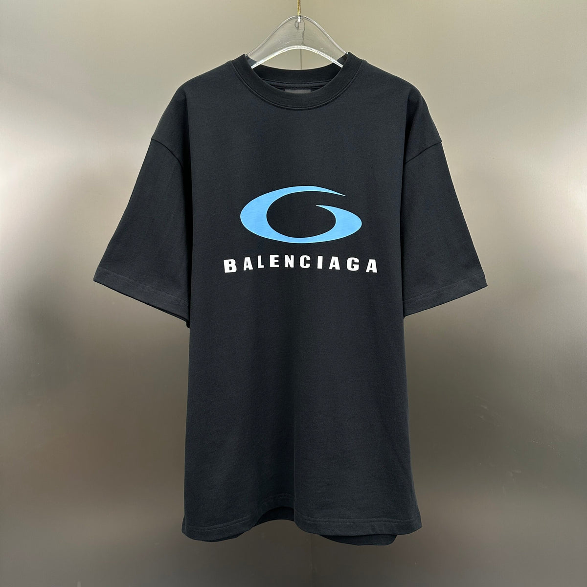 Balenciaga Tricou Exclusive - prezentare produs