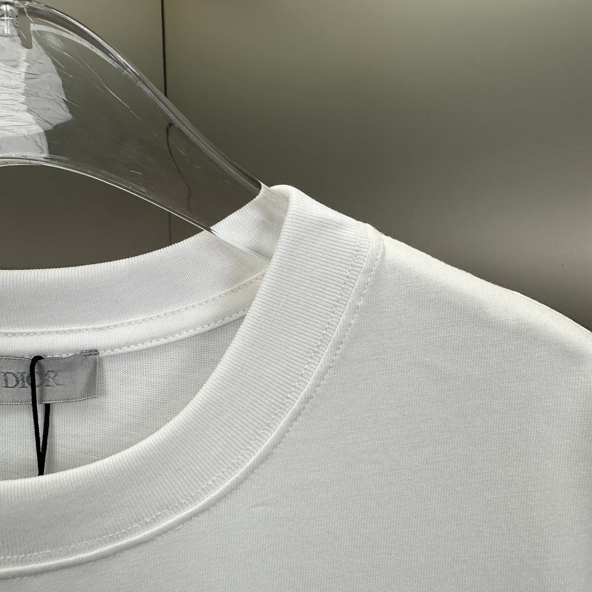 Dior T Cămașă Exclusive - prezentare produs