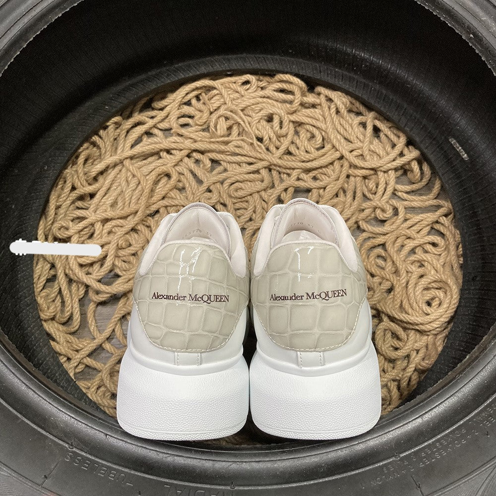 Alexander McQueen Crem Snake Skin - prezentare produs