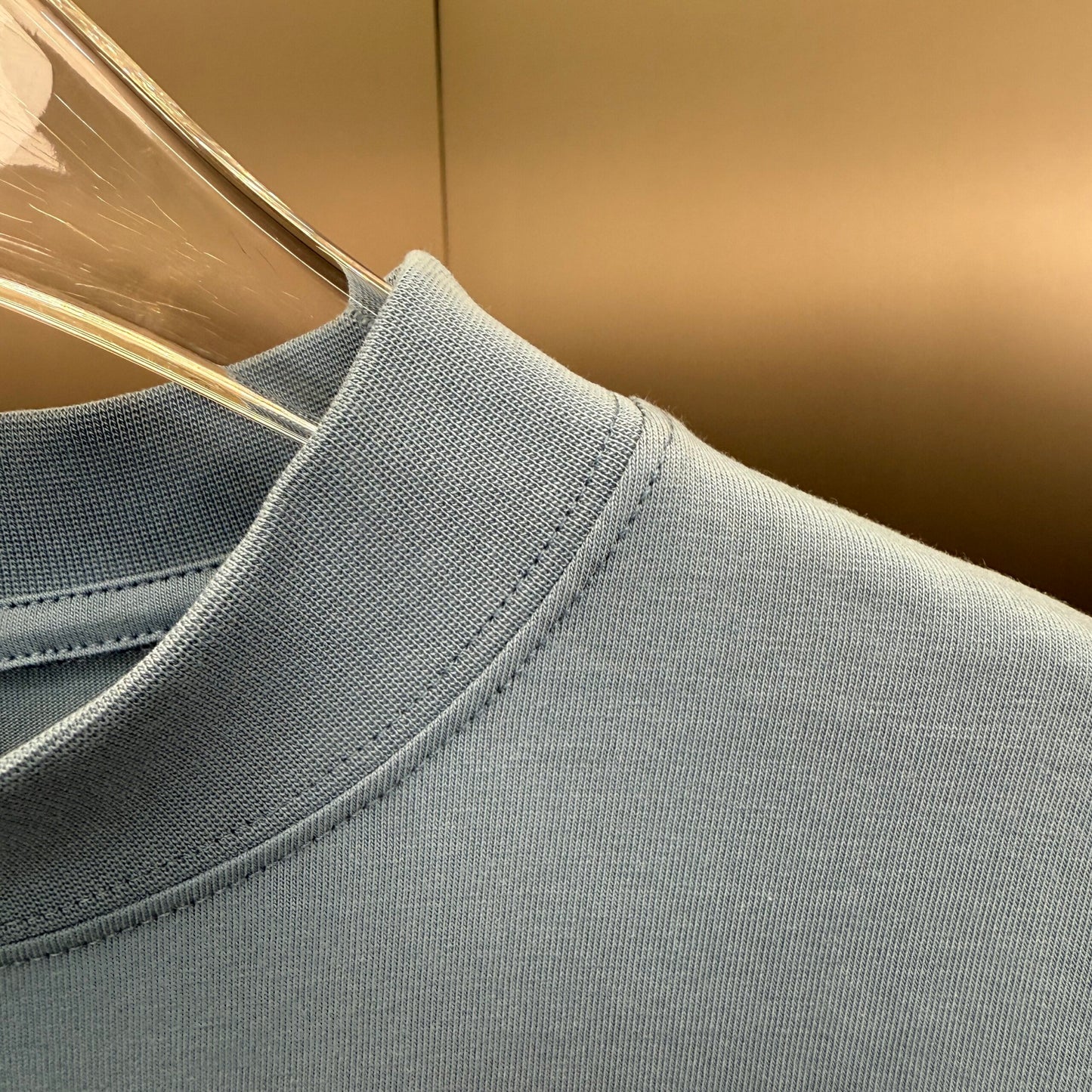 Balenciaga T Cămașă Exclusive - prezentare produs
