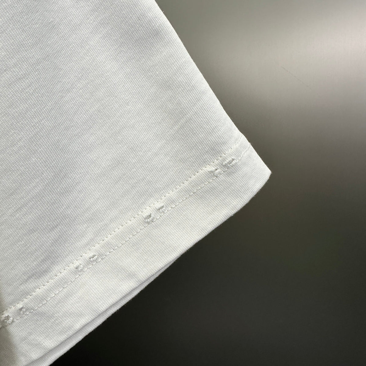 Balenciaga T Cămașă Exclusive - prezentare produs