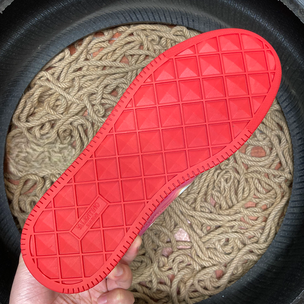 Valentino One Stud Roșu Pattern Pantofi sport - prezentare produs