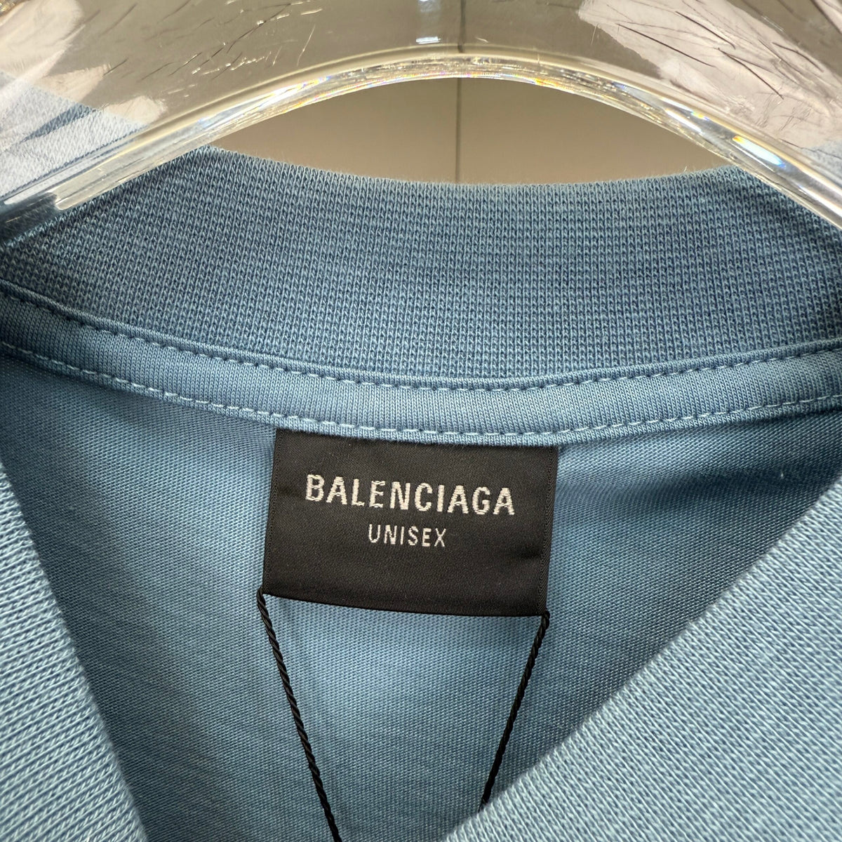 Balenciaga Short Exclusive Clothing - prezentare produs