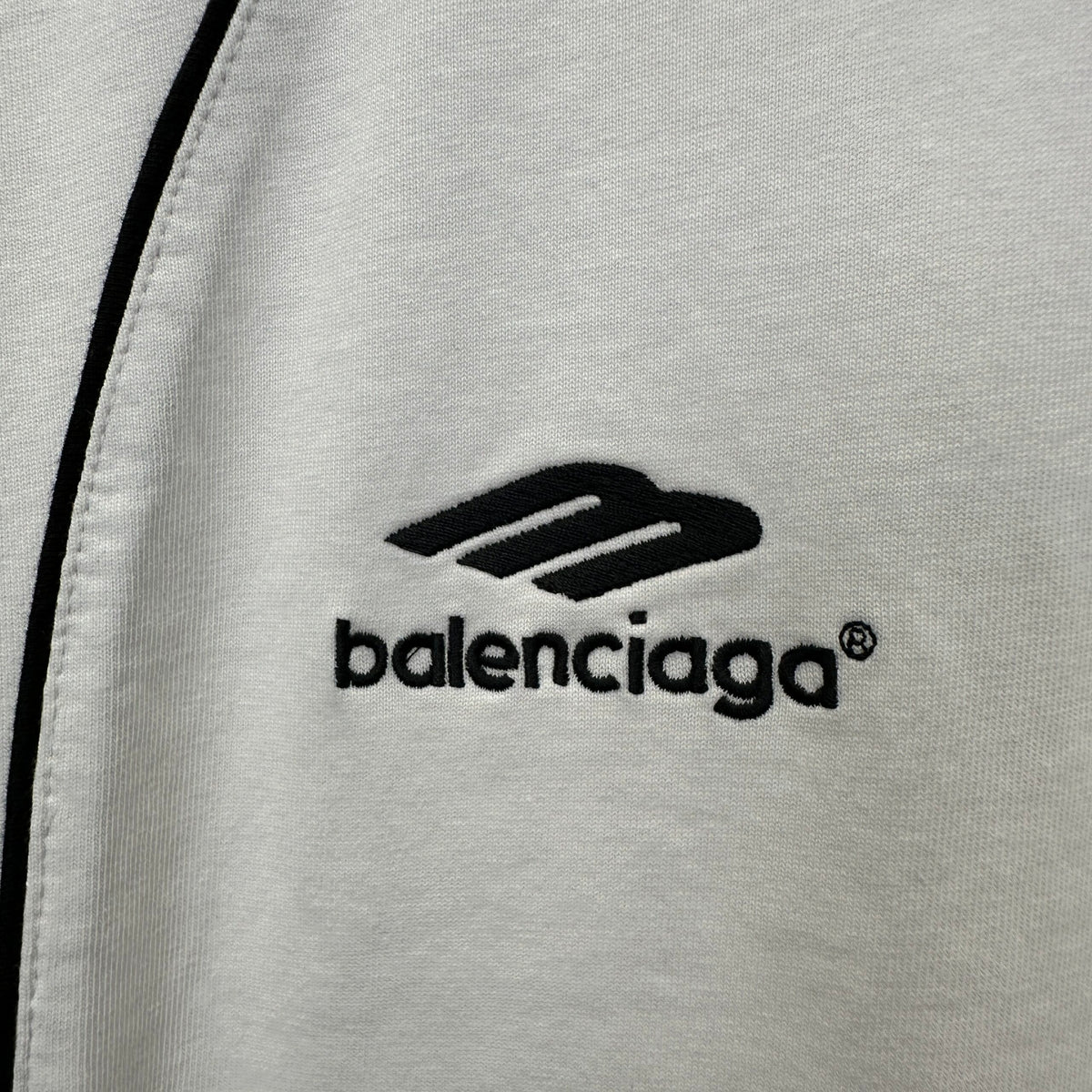 Balenciaga T Cămașă Exclusive - prezentare produs