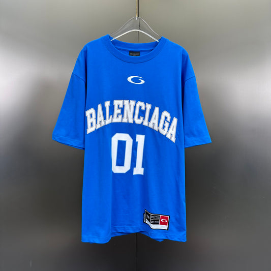Balenciaga Tricou Exclusive - prezentare produs