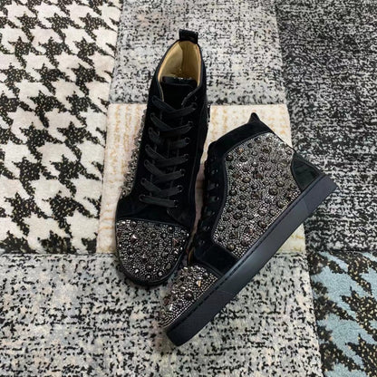 Christian Louboutin Negru Velvet Spikes High - prezentare produs