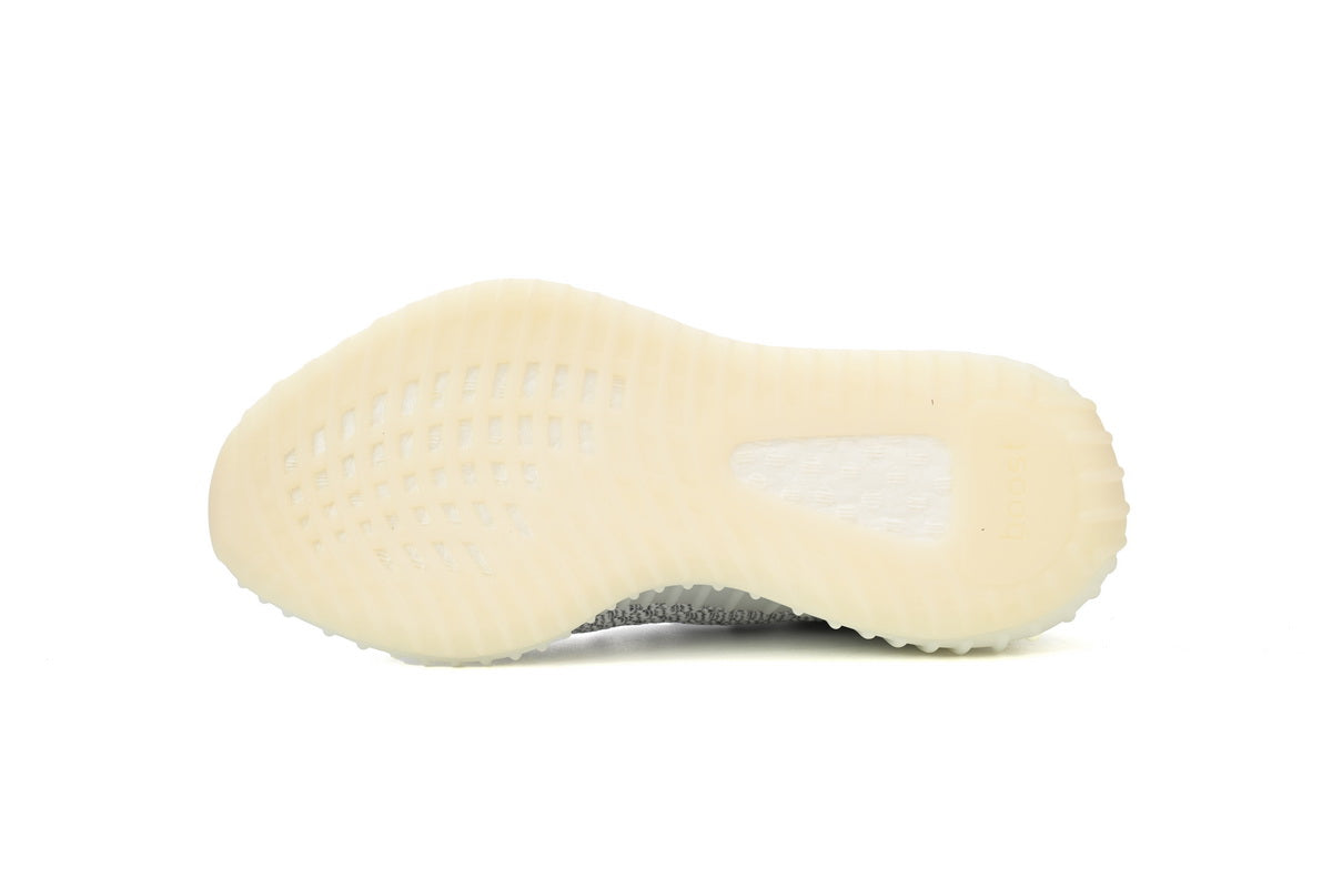 Adidas Yeezy Yeezy Boost V2 Static Reflectorizant - prezentare produs