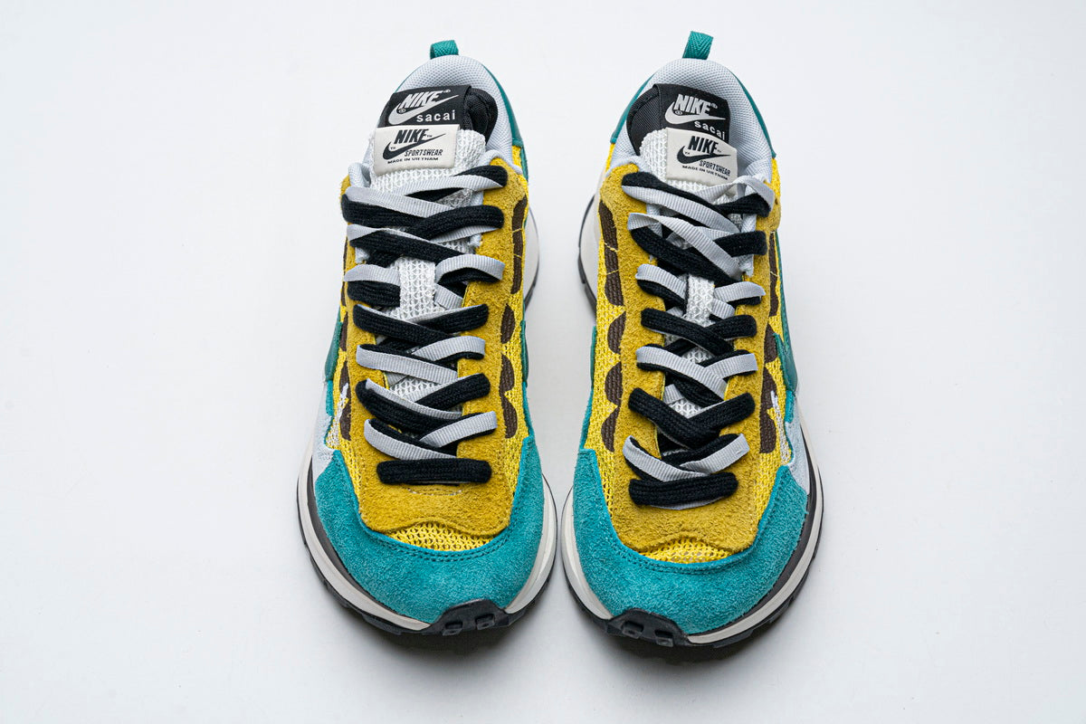 Sacai X Nike Pegasus Vaporfly Villain Galben Verde - prezentare produs