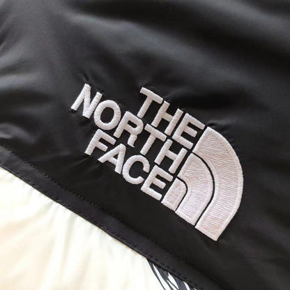 The North Face 700 Zebra Pattern Pantofi sport - prezentare produs