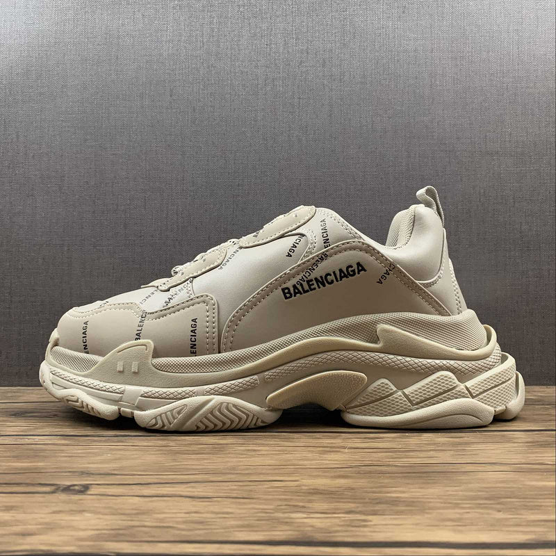 Balenciaga Triple S Bej - prezentare produs